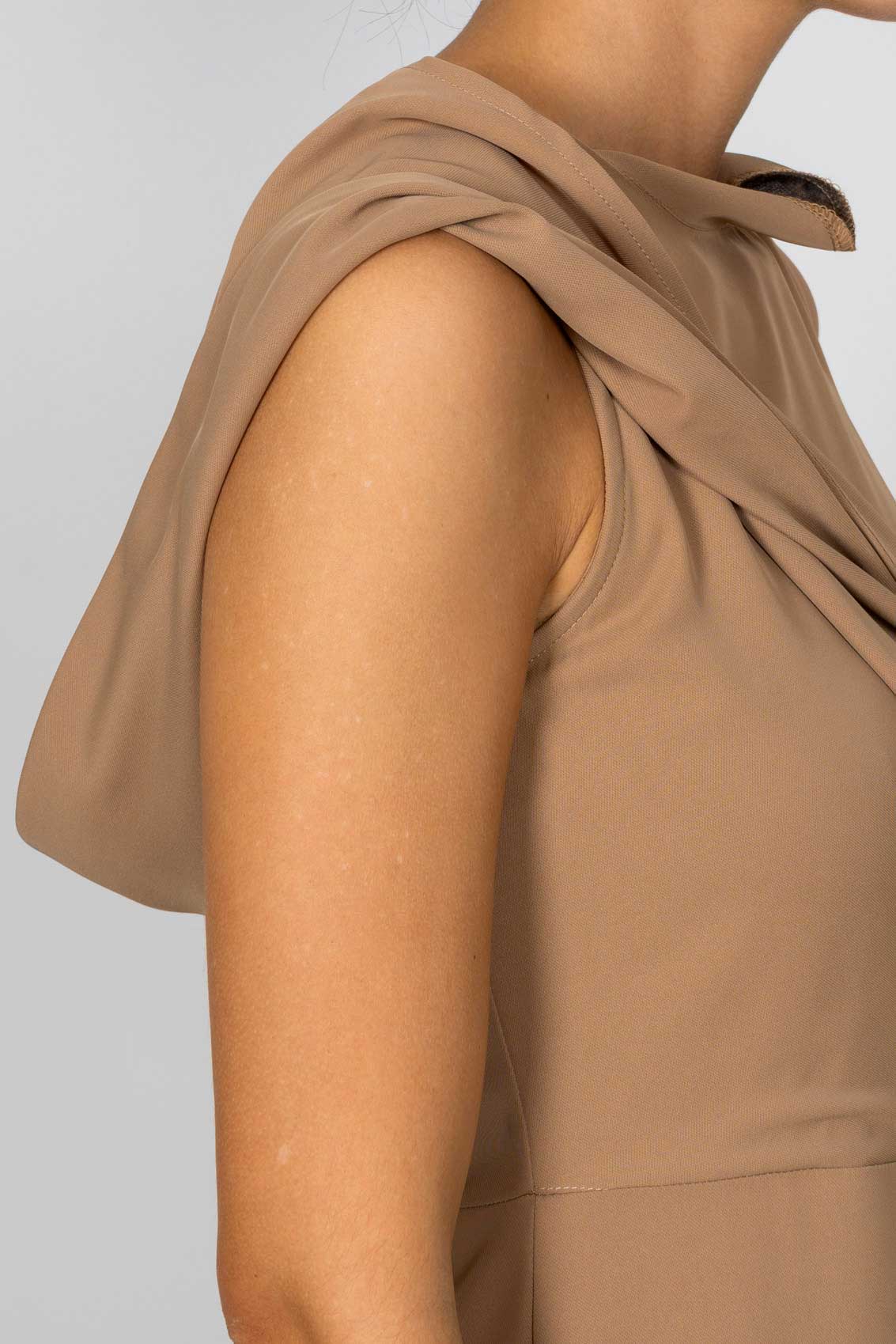 abito longhette con cappuccio