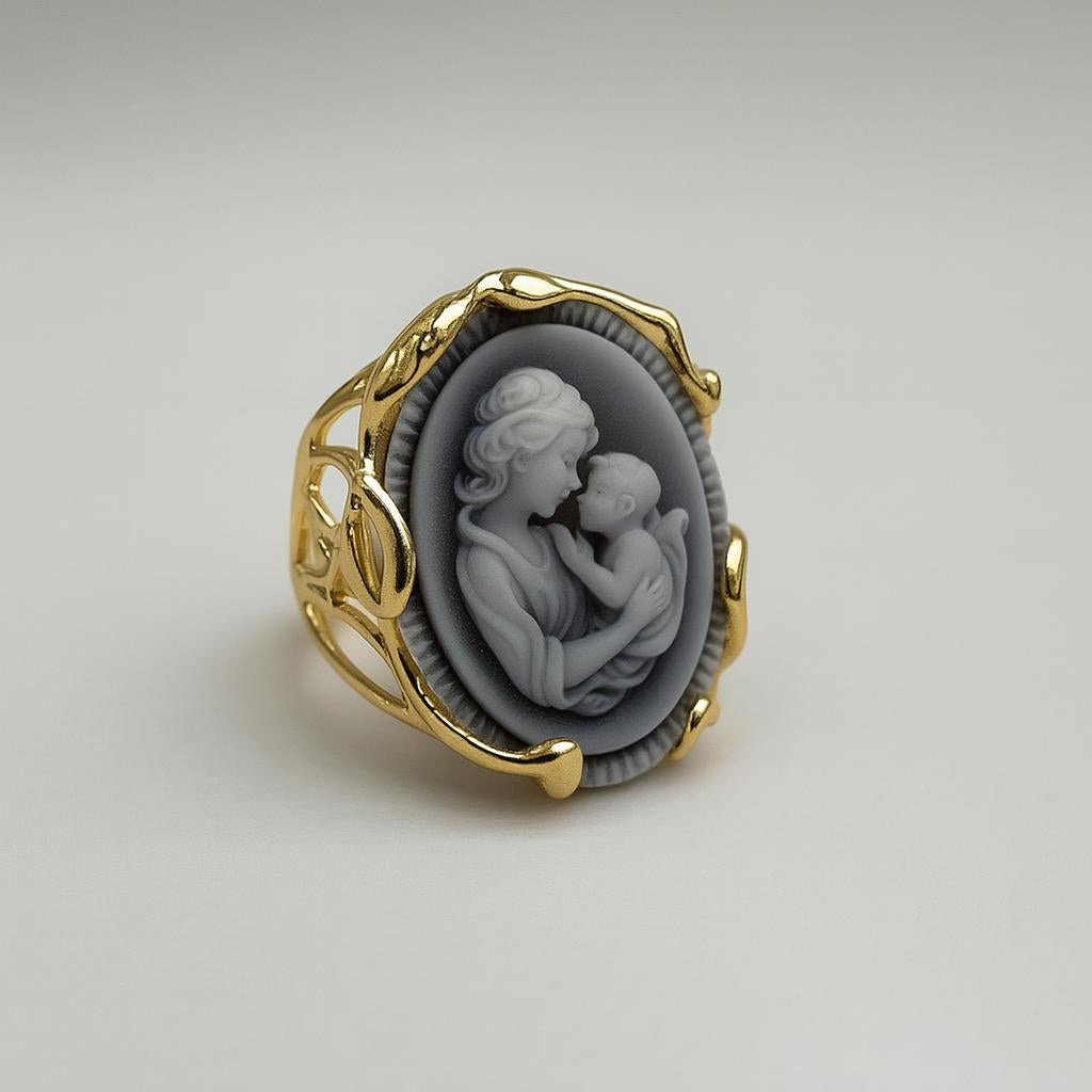 Vintage Gold-Plated Cameo Ring