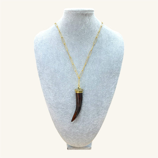 Ornate Horn Pendant – Gold Paperclip Chain Necklace