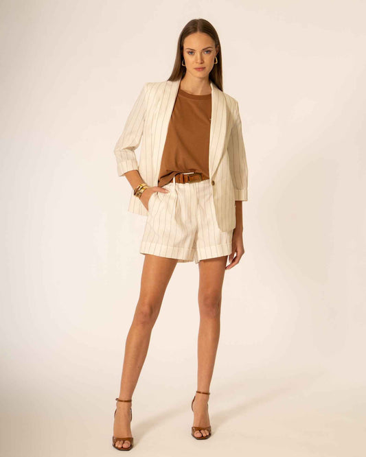 tailluer gessato con short.. No-nà