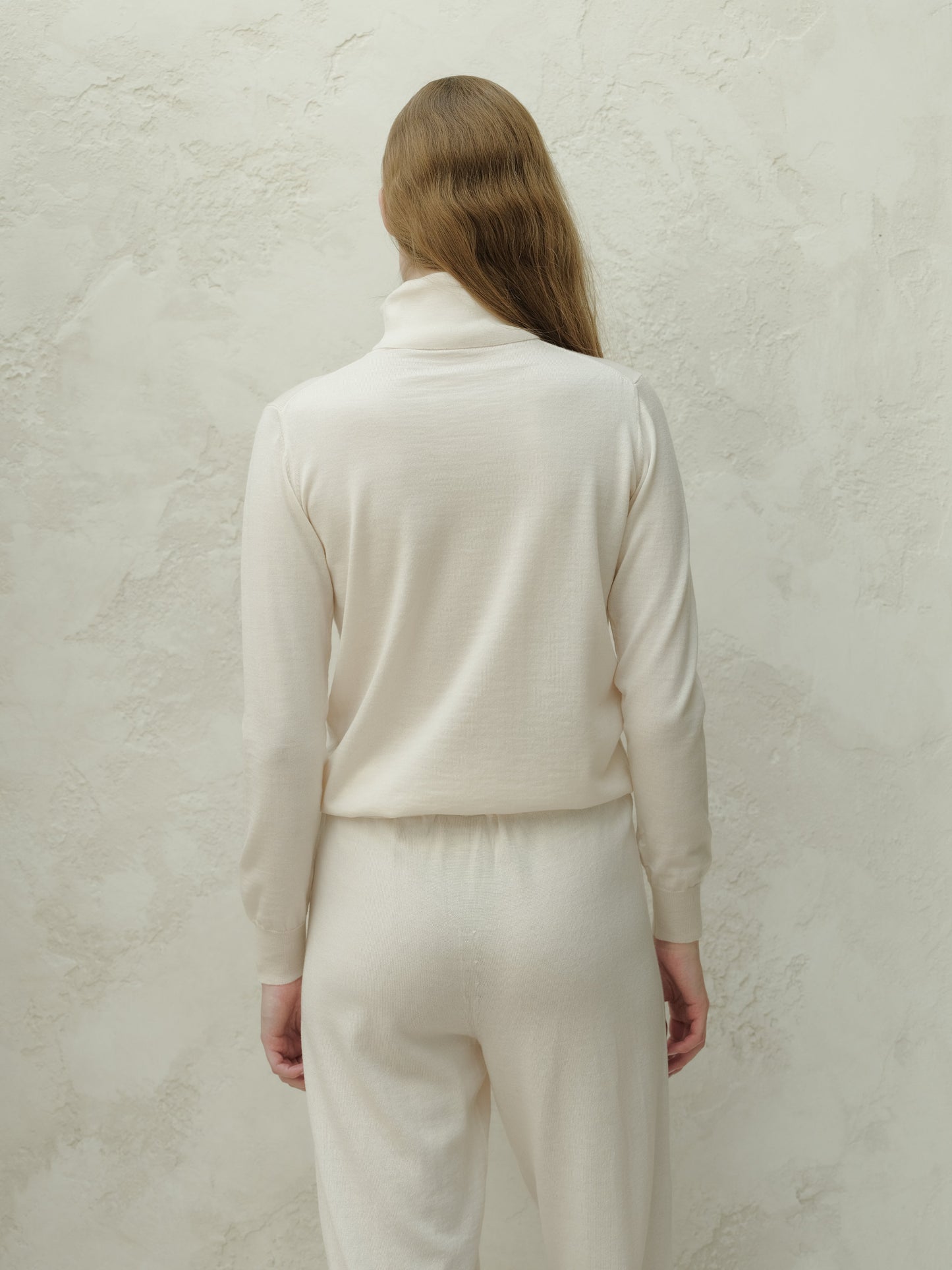 Extra Fine Merino Wool Turtleneck Sweater