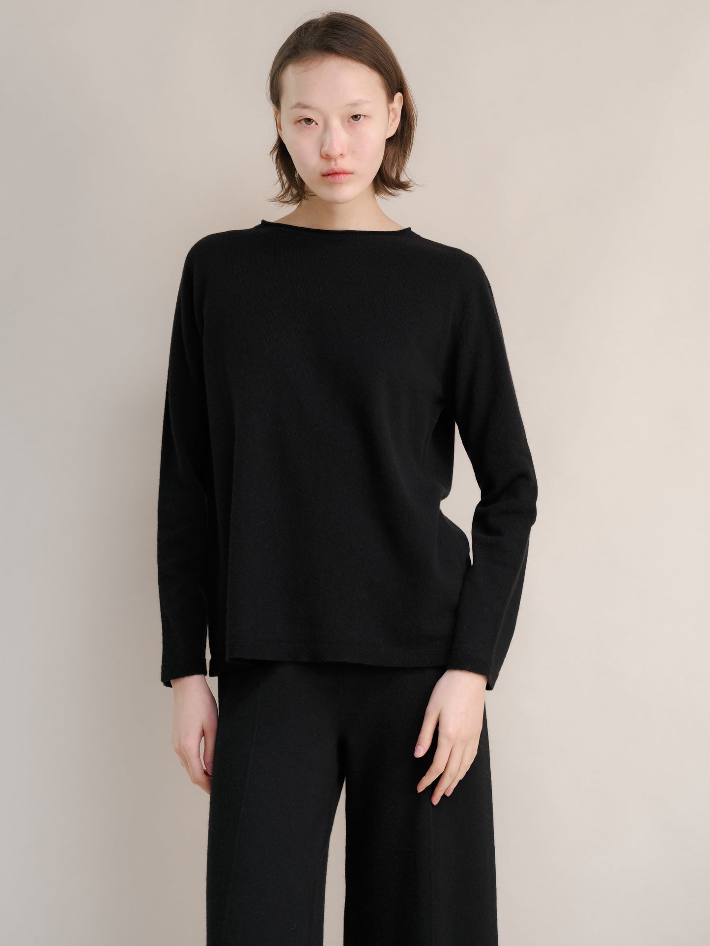 Cashmere Mix Crewneck with Curl Detail(3D-Knit)