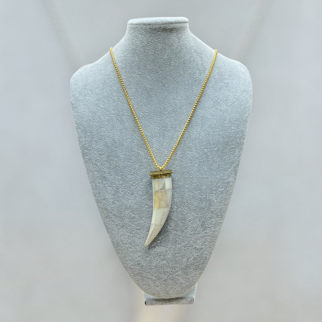 Mother of Pearl Horn Pendant – Silver or Gold Finish