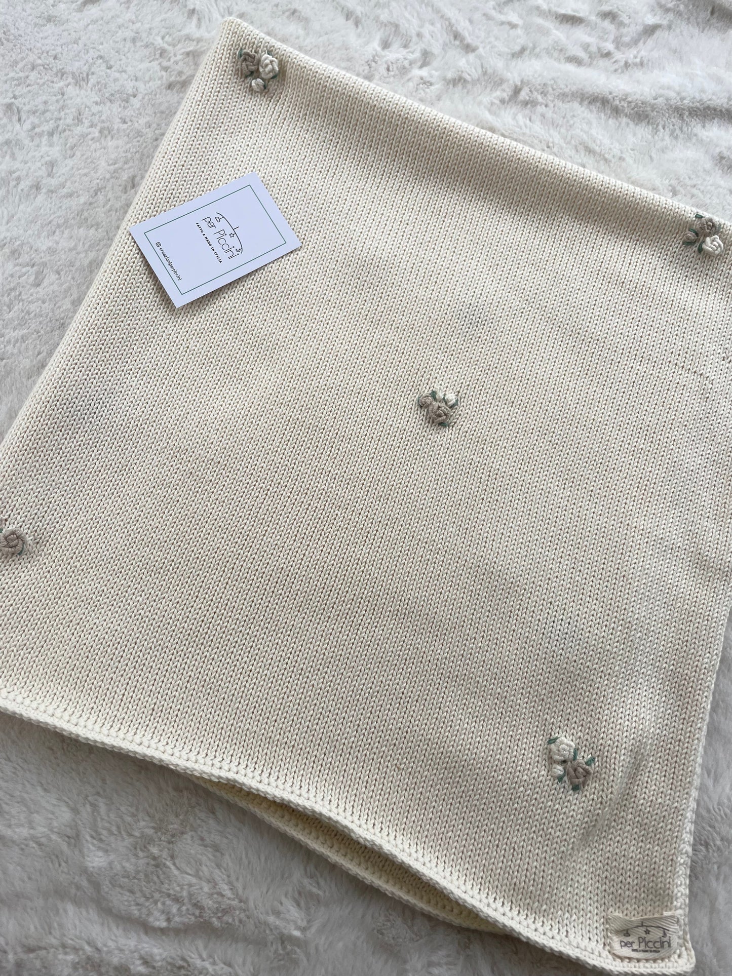 Copertina "Roselline" in lana baby