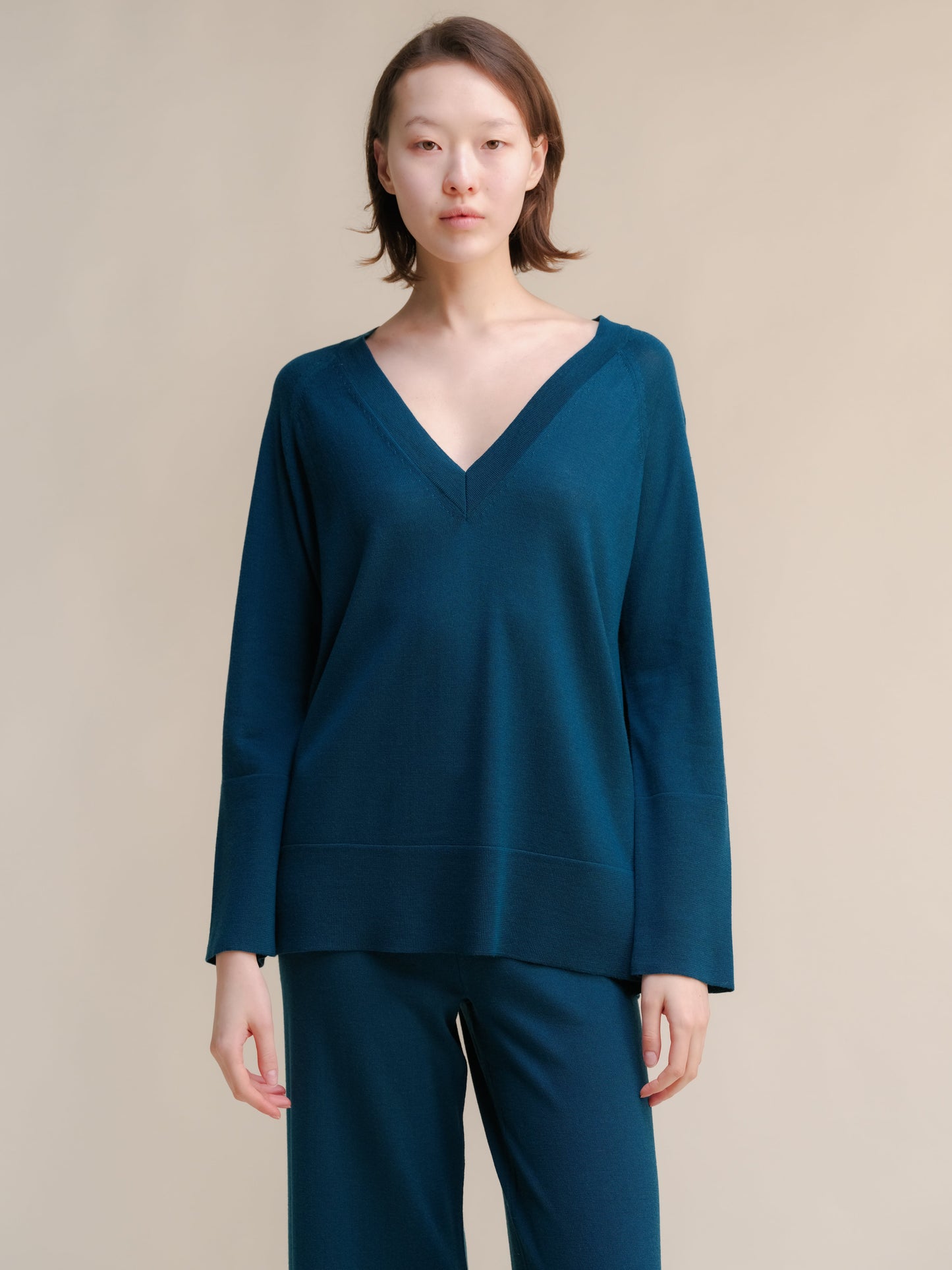 Extra Fine Merino V Neck Maxi Sweater