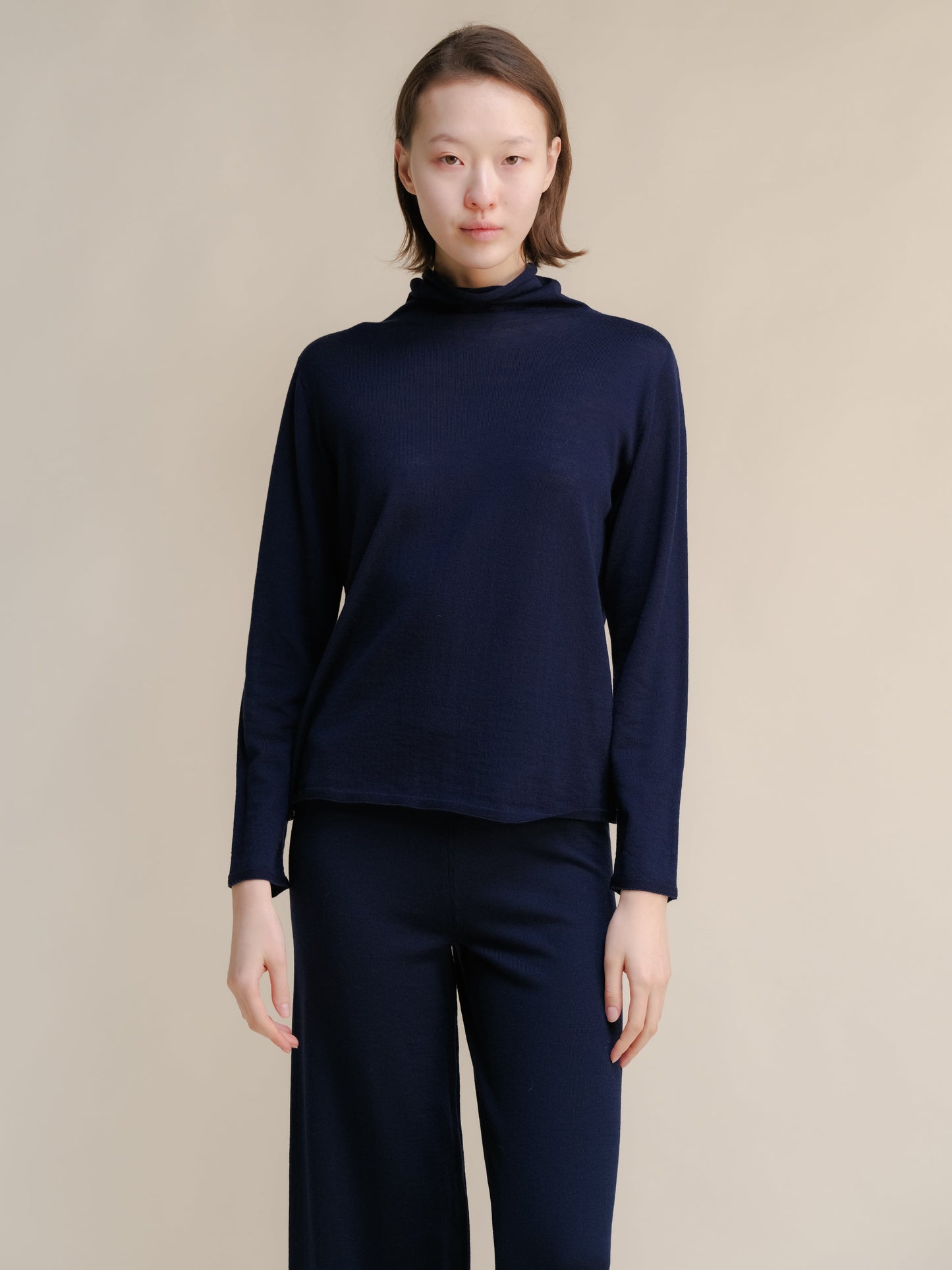 Extra Fine Merino Wool Relaxed Turtleneck (3D-Knit)