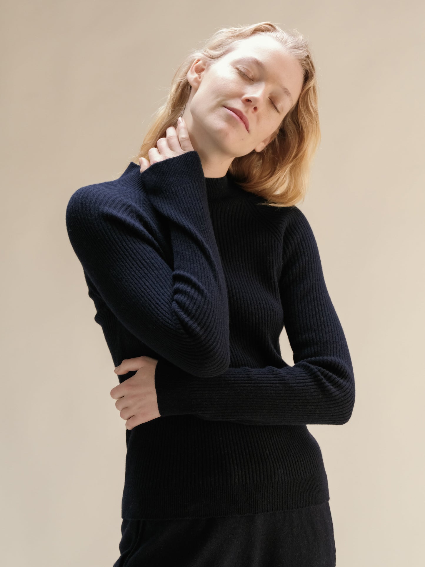 Cashmere Mix Ribbed Mock Neck Sweater (3D-Knit)