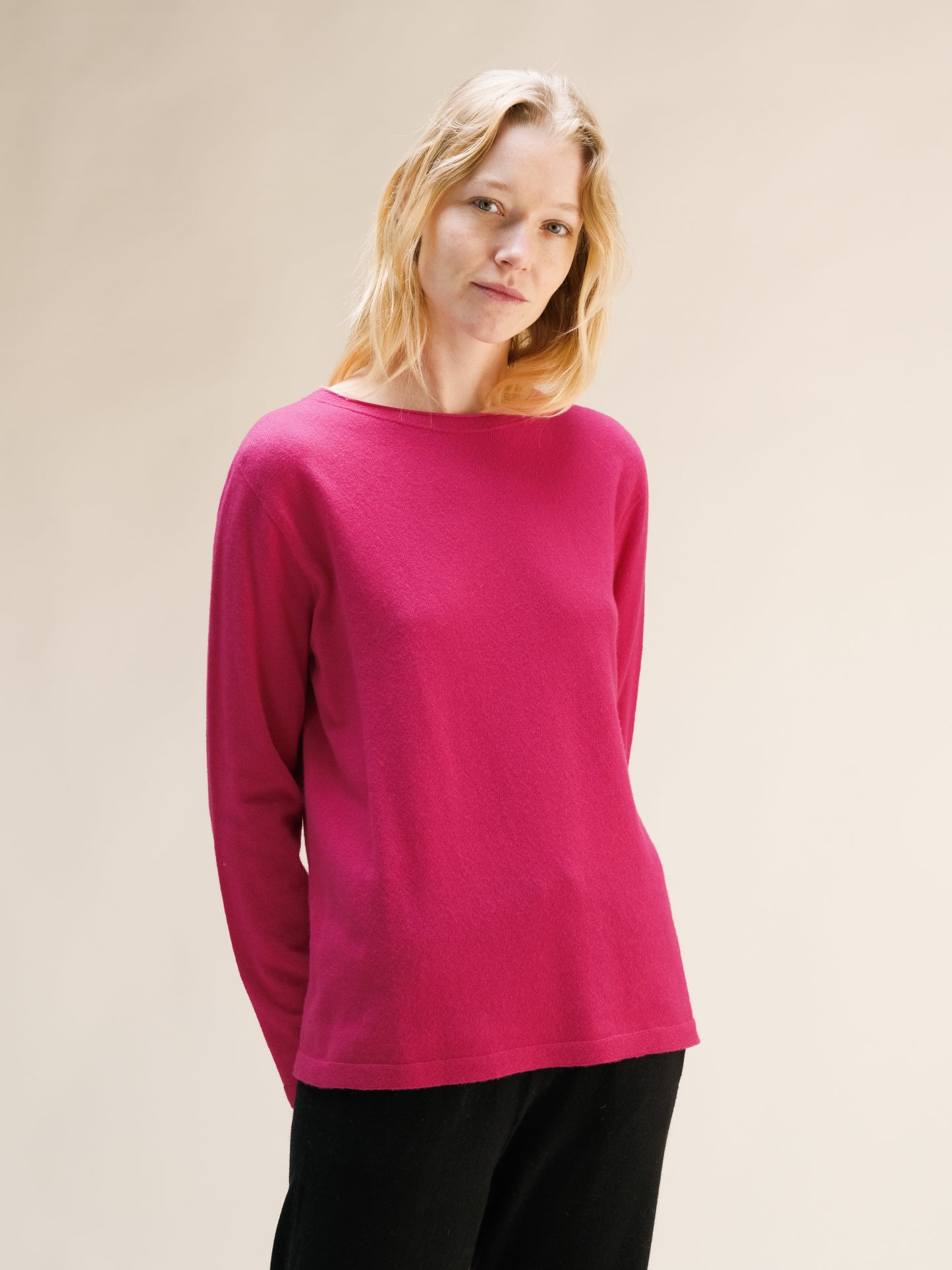 Cashmere Mix Crewneck with Curl Detail(3D-Knit)