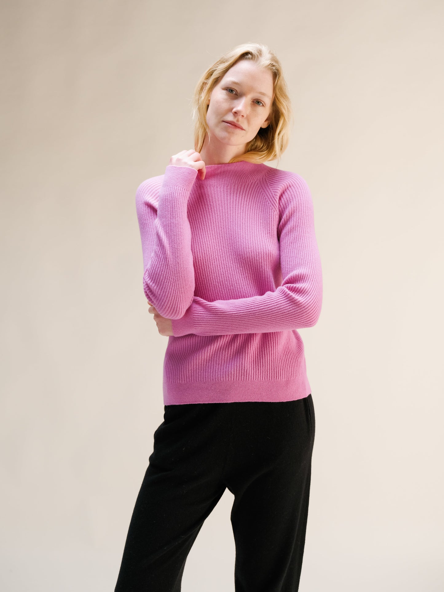 Cashmere Mix Ribbed Mock Neck Sweater (3D-Knit)
