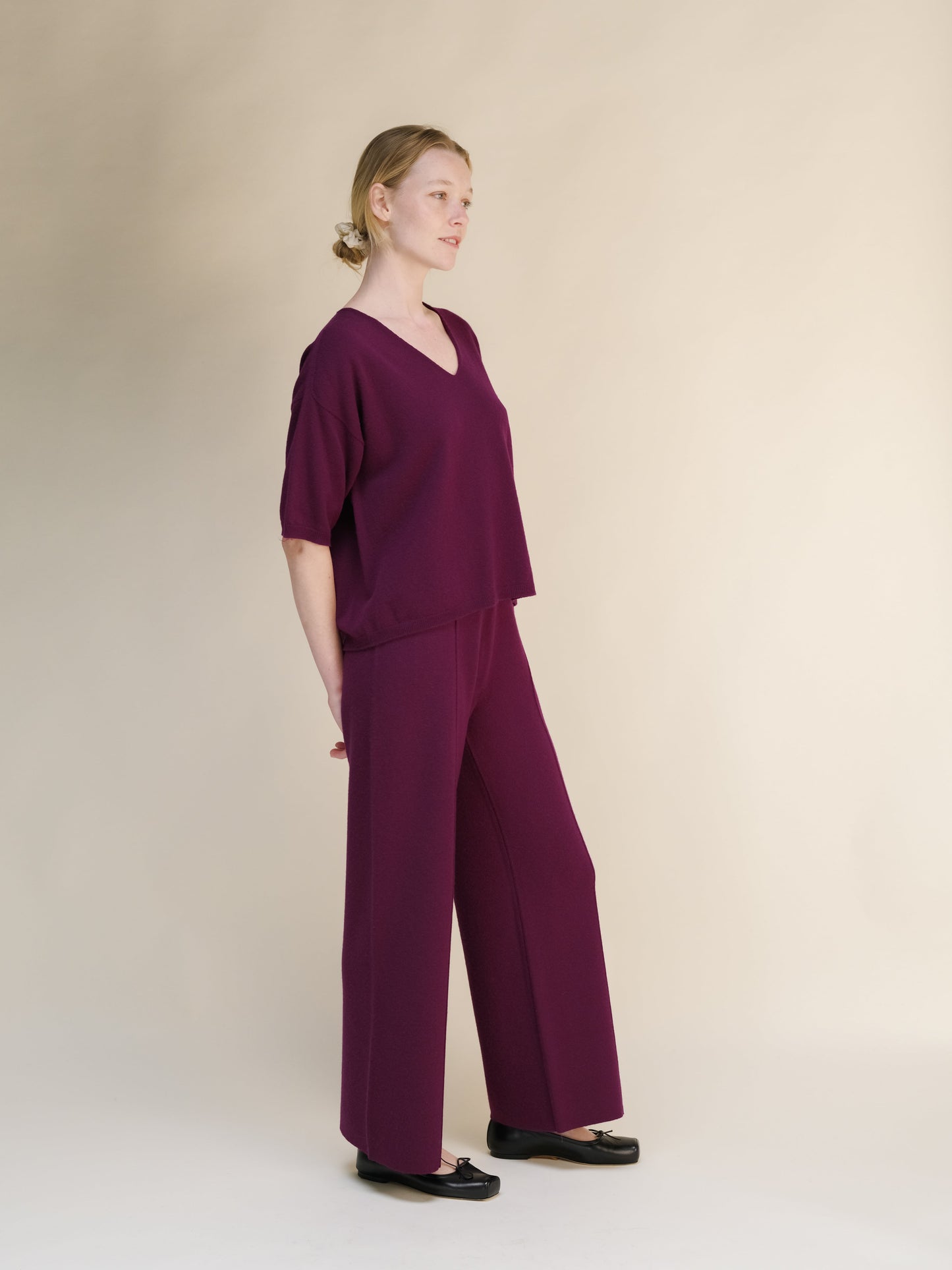 Cashmere Mix V-Neck T-Shirt (3D-Knit)