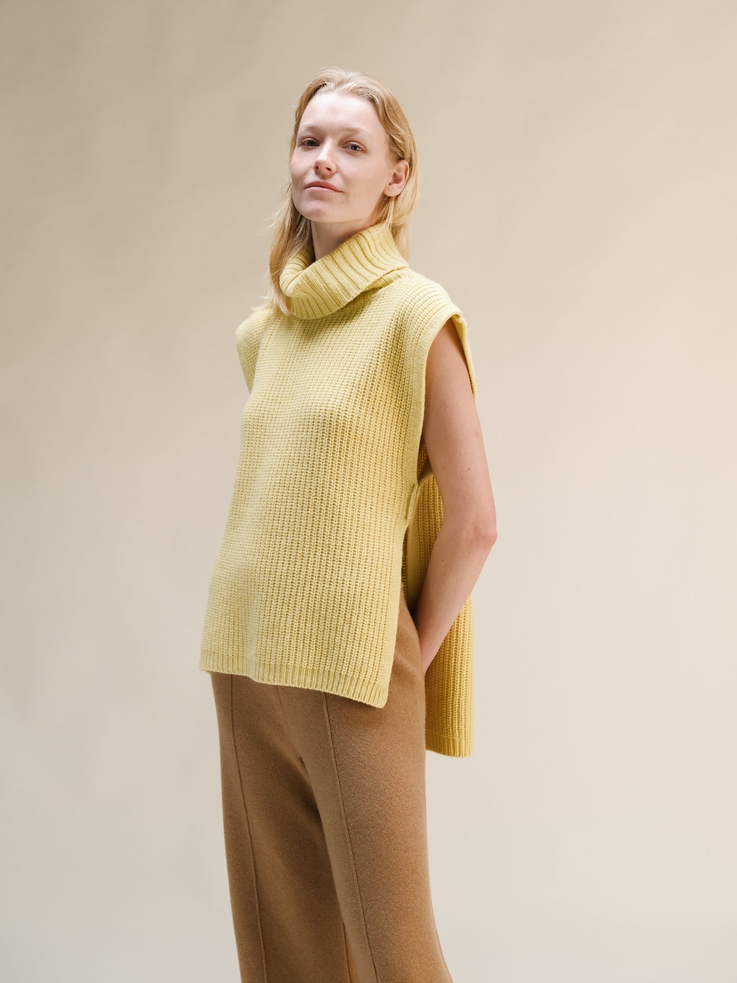 Cashmere Mix Sleeveless Turtle Neck Tunic