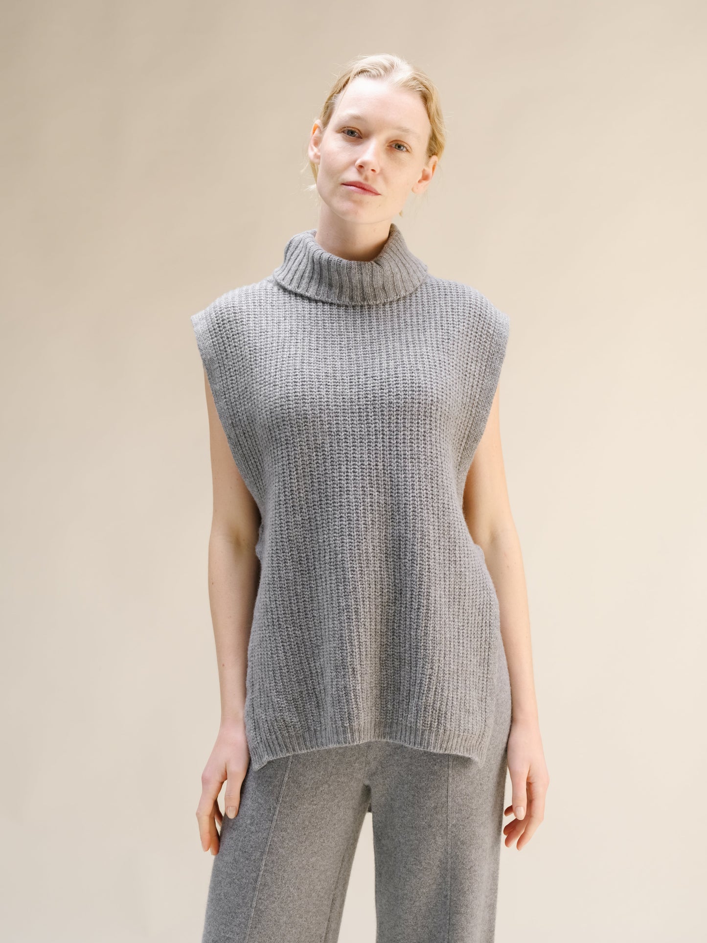 Cashmere Mix Sleeveless Turtle Neck Tunic