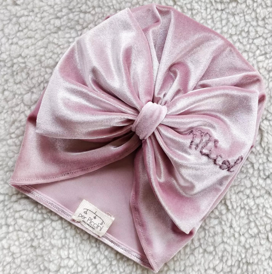 Turbantino in velluto baby con nome ricamato