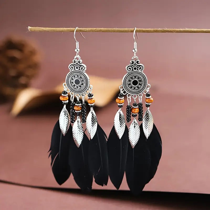 🌿 Bohemian Feather Drop Earrings