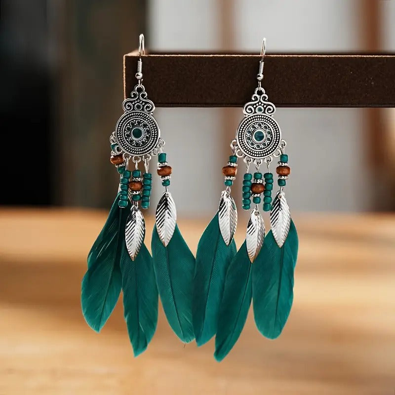 🌿 Bohemian Feather Drop Earrings