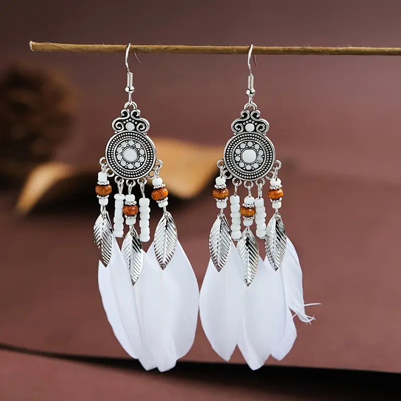 🌿 Bohemian Feather Drop Earrings