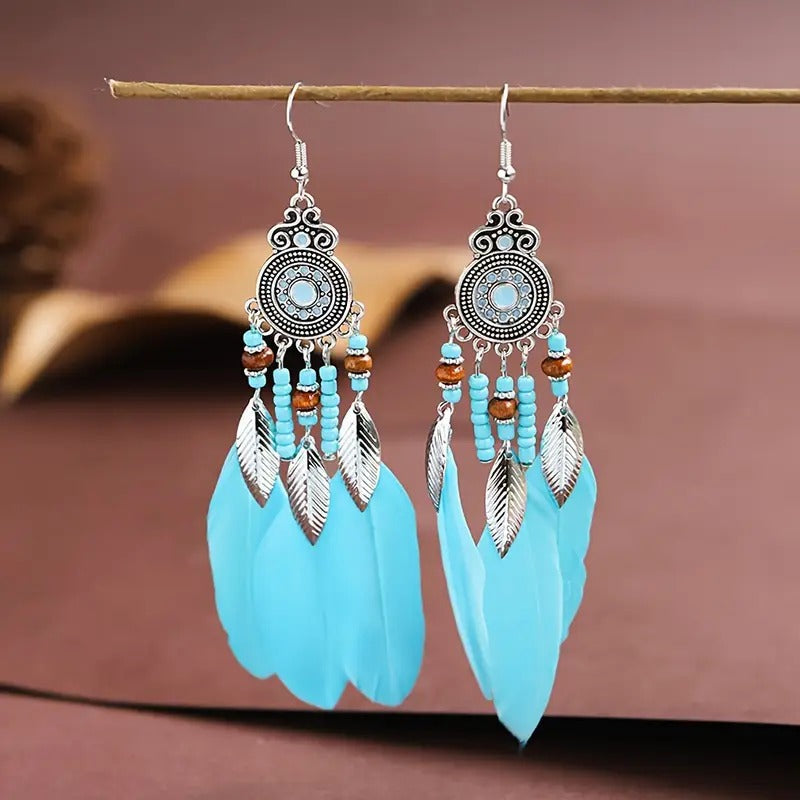 🌿 Bohemian Feather Drop Earrings