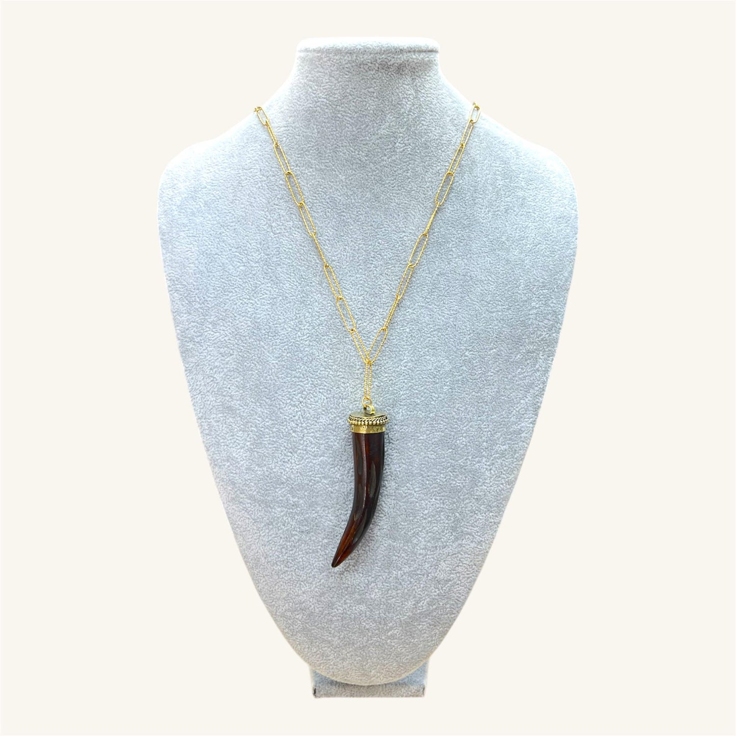 Ornate Horn Pendant – Gold Paperclip Chain Necklace