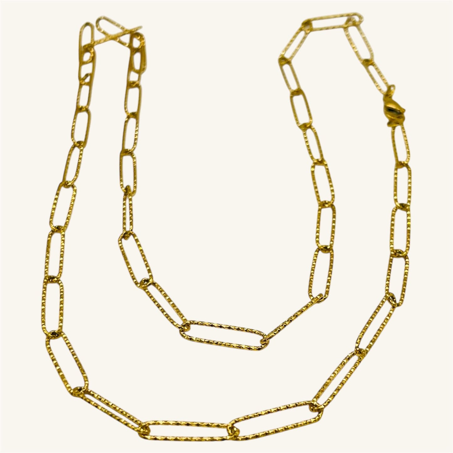 Ornate Horn Pendant – Gold Paperclip Chain Necklace
