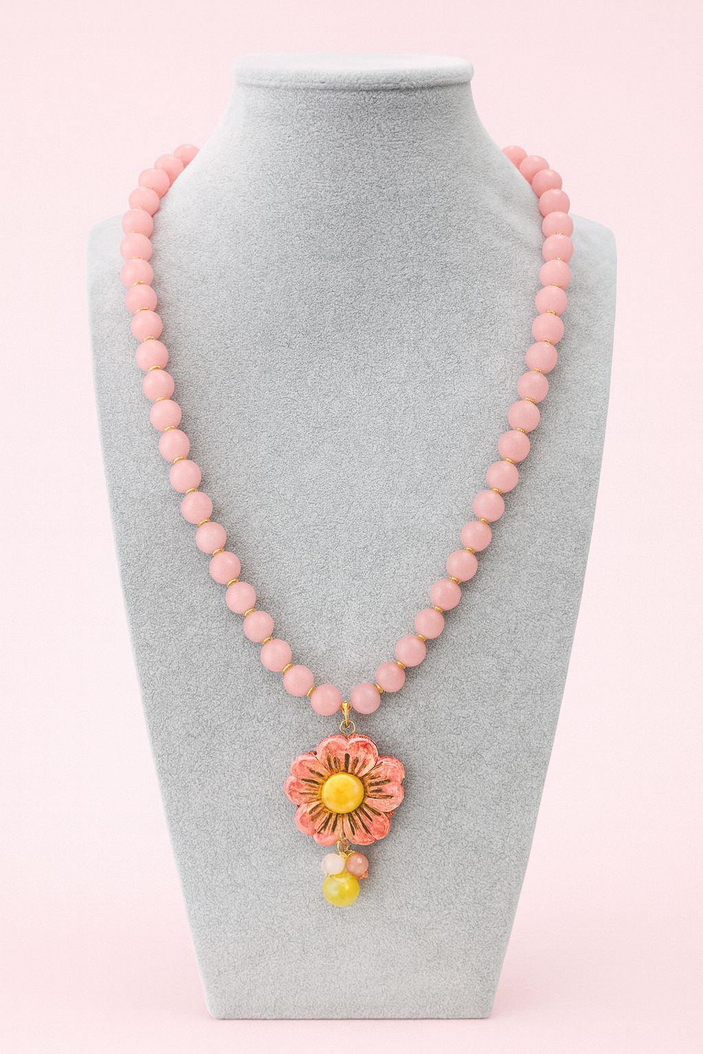Floral Bloom – Handmade Beaded Necklace with Flower Pendant
